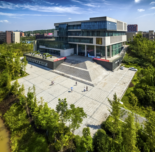 湖南铁路科技职业技术学院单招校园环境