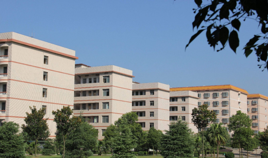湖南现代物流职业技术学院单招校园环境2